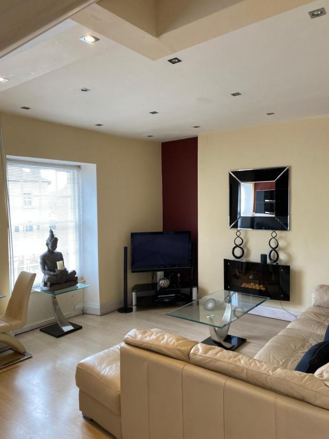 The Penthouse At Ty Gwyn *